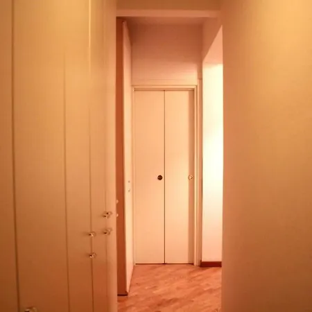 Apartment Zig House